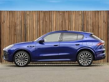 New Maserati Grecale 330 HP (242 kW) 2025 Blue SUV
