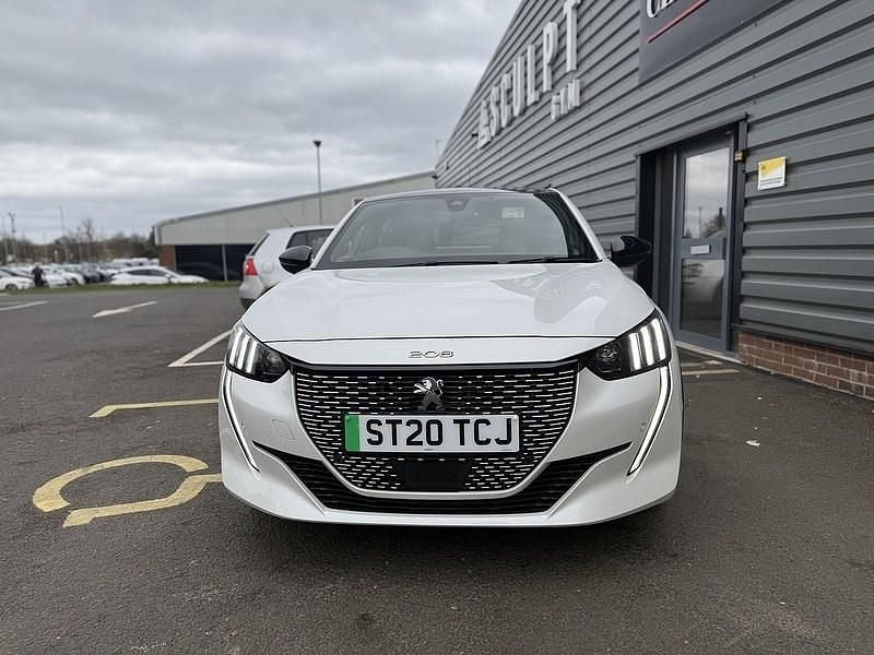 Used Peugeot e-208 GTi 100 kW (136 HP) 2020 White Hatchback
