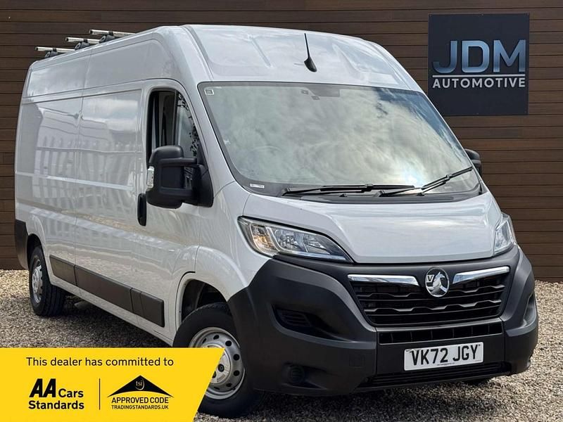 White Used 2022 Vauxhall Movano Edition Van | £15,995 (Fair price) - Image 1/3