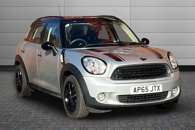 Used Mini Cooper D Countryman 112 HP (82 kW) 2015 Silver SUV