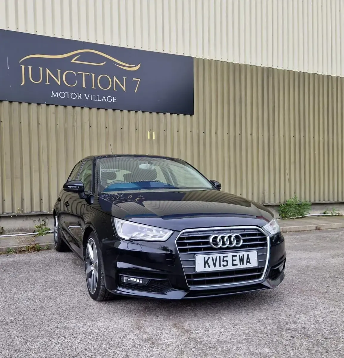 Used Audi A1 Sportback Sport 116 HP (85 kW) 2015 Black Hatchback