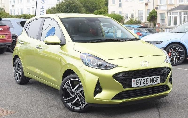 New 2025 Hyundai i10 Premium Hatchback | £18,995 (Expensive) - Image 1/4
