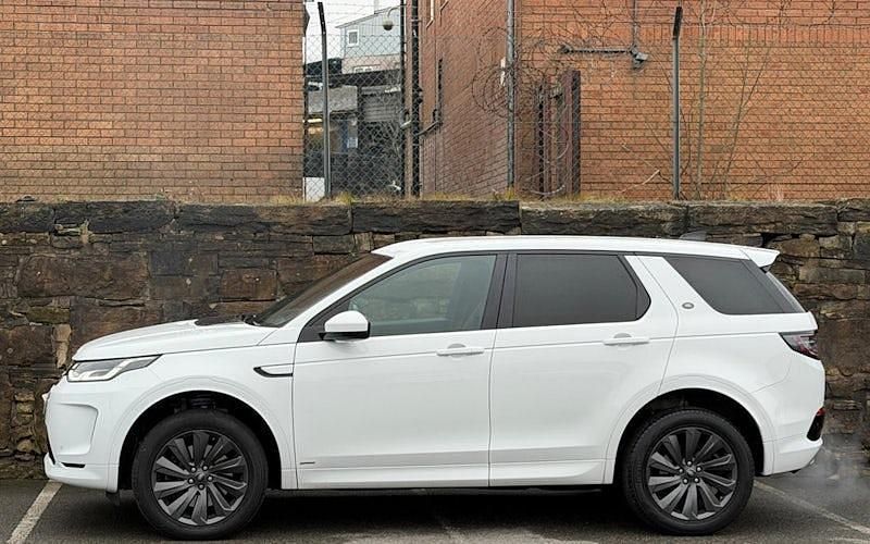 Used Land Rover Discovery Sport SE Dynamic 179 HP (131 kW) 2020 White SUV