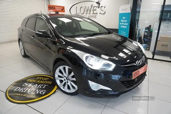 Black Used 2012 Hyundai i40 Premium Estate | £4,995 - Image 1/4