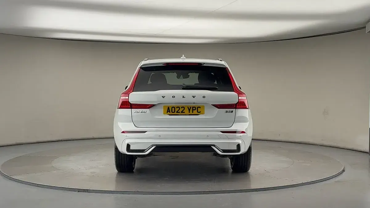 Usado Volvo XC60 Plus 250 HP (183 kW) 2022 Branco SUV