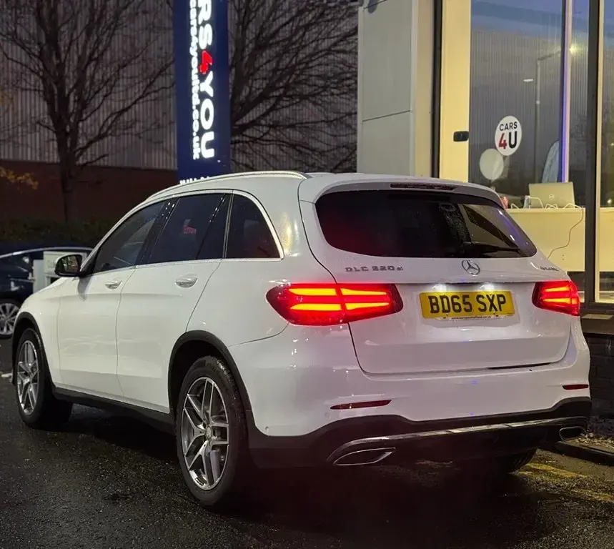 Usado Mercedes GLC220 AMG line 170 HP (125 kW) 2015 Branco SUV