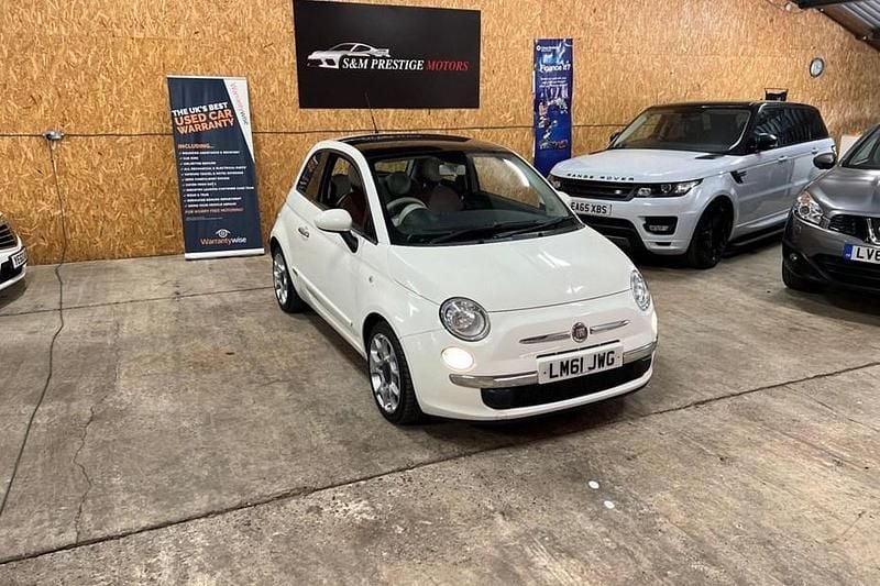 White Used 2011 Fiat 500 Lounge Hatchback | £5,199 (Fair price) - Image 1/1