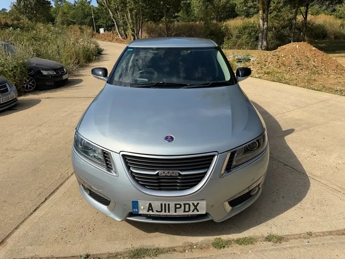 Used Saab 9-5 Aero 220 HP (161 kW) 2011 Silver Sedan