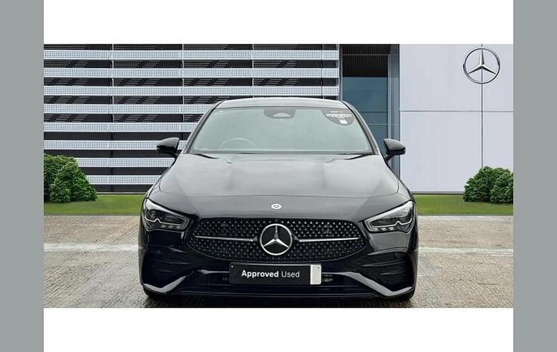 Used Mercedes CLA220 Shooting Brake AMG Line Premium Plus 187 HP (137 kW) 2024 Black Estate