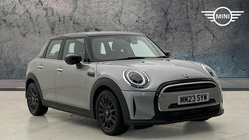 Silver Used 2023 Mini Cooper Classic Hatchback | £18,695 (Fair price) - Image 1/4