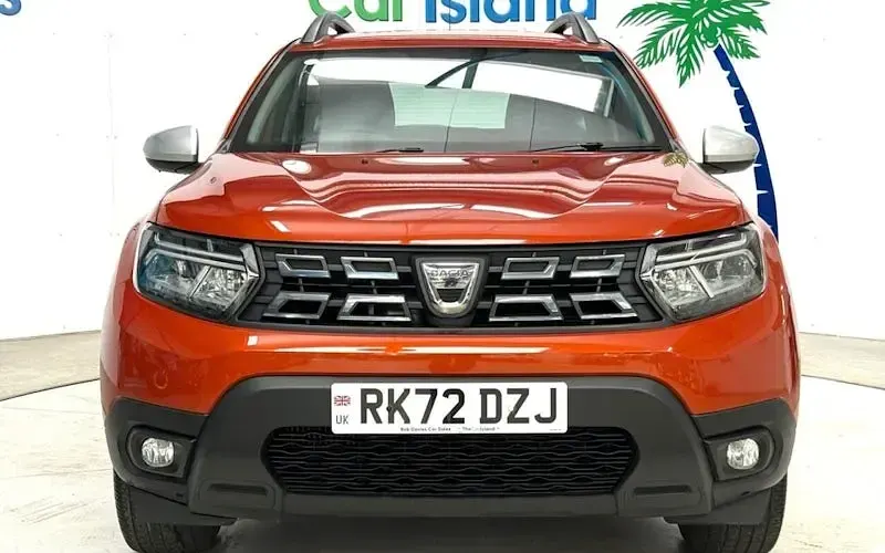 Used Dacia Duster Comfort 131 HP (96 kW) 2022 Orange SUV