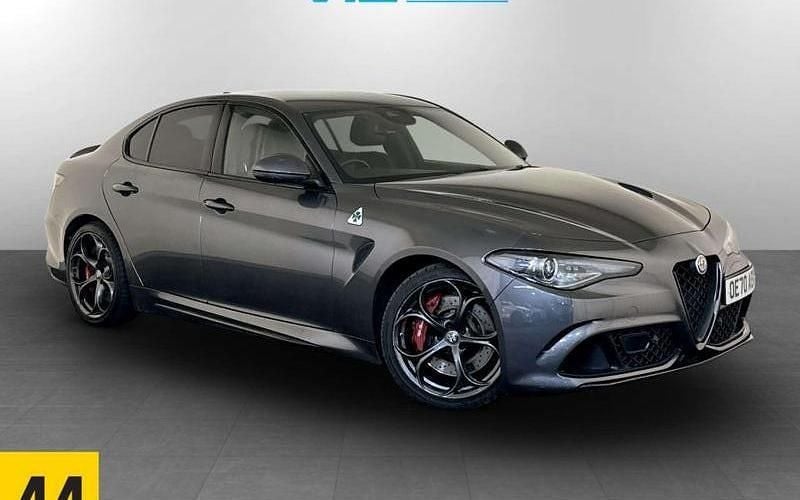 Used 2022 Alfa Romeo Giulia Quadrifoglio Sedan | £33,295 (Super price) - Image 1/2