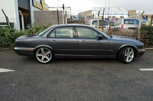 Used Jaguar XJ6 240 HP (176 kW) 2003 Sedan