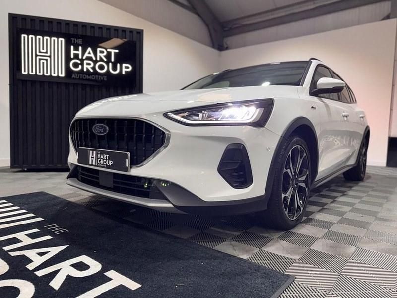 Used Ford Focus Active X 120 HP (88 kW) 2022 White Estate