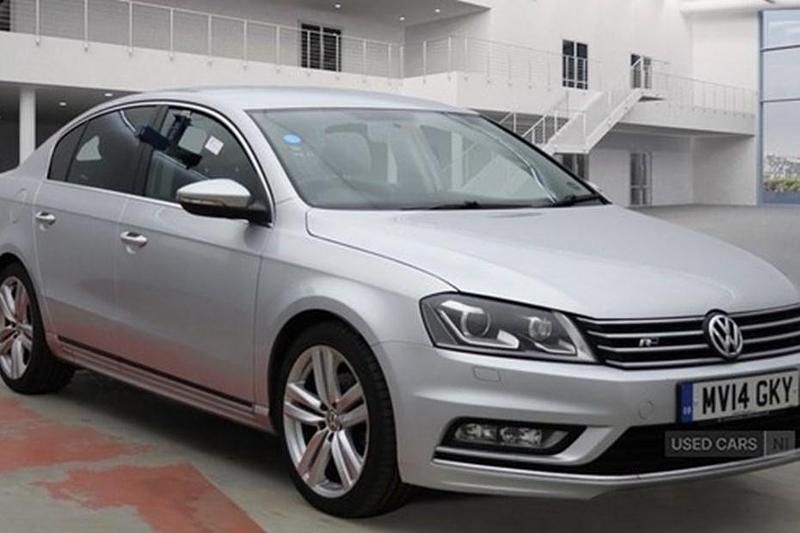 Silver Used 2014 VW Passat R-line Sedan | £8,950 (Expensive) - Image 1/1