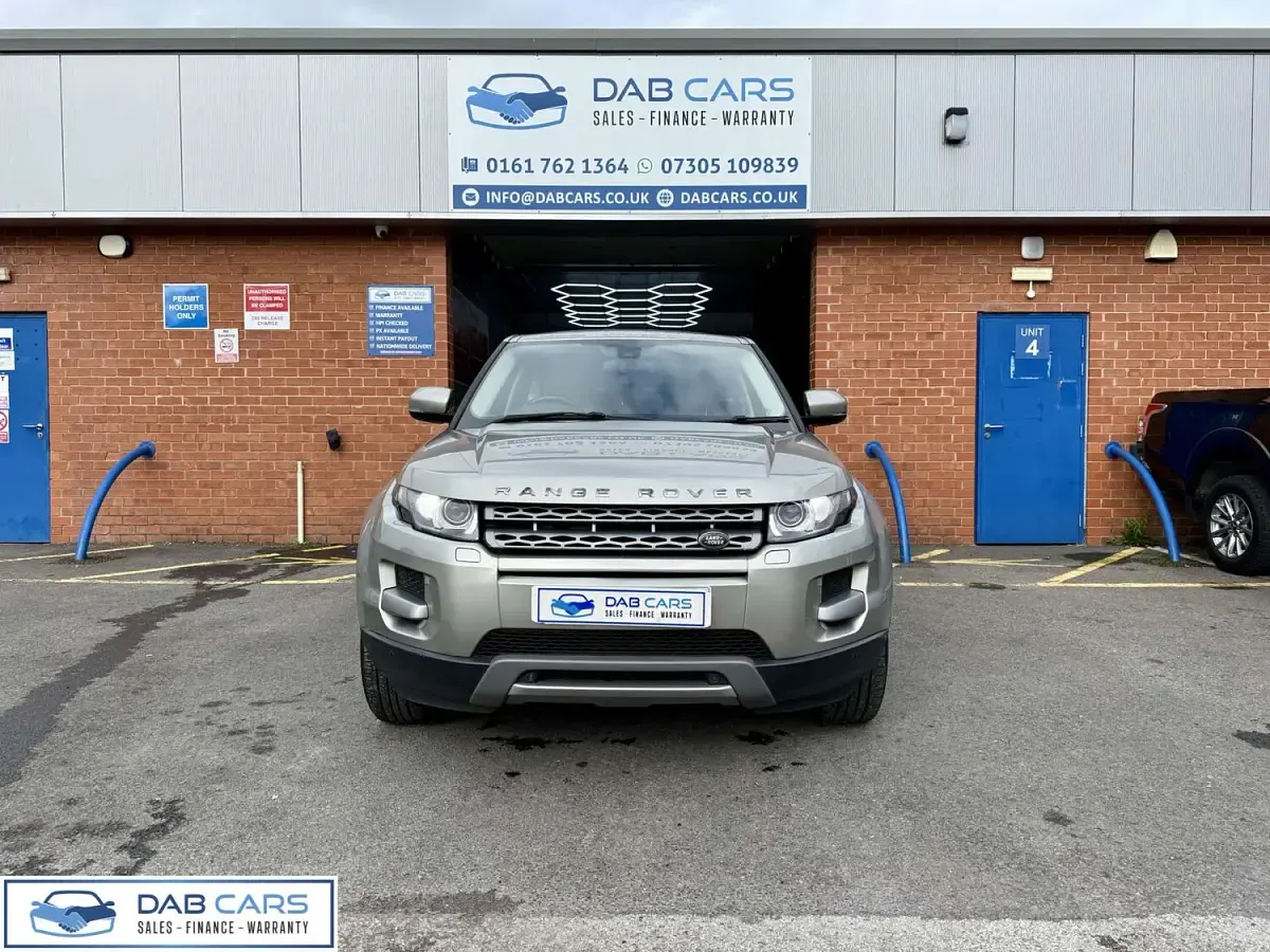 Used Land Rover Range Rover evoque Pure 190 HP (139 kW) 2013 Gold SUV