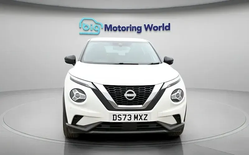 Used Nissan Juke N-Connecta 114 HP (83 kW) 2023 White SUV