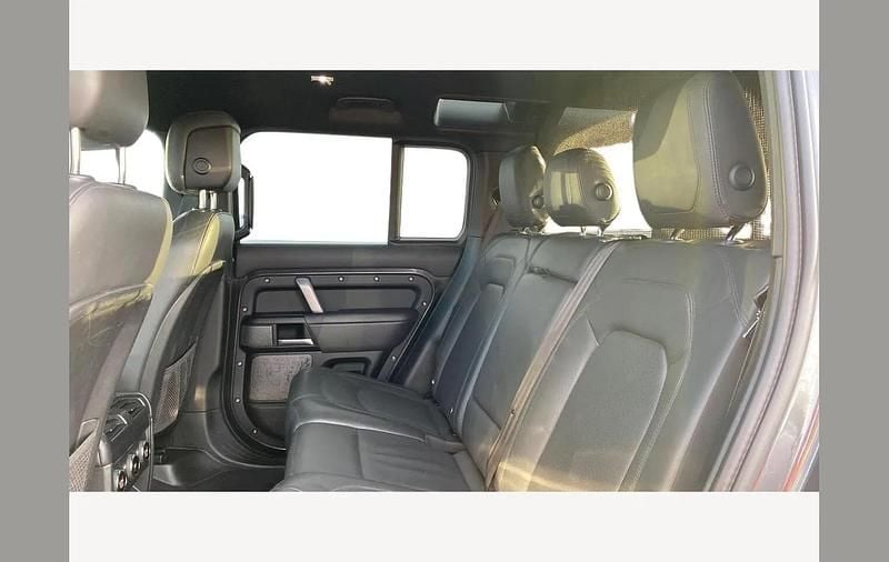 Used Land Rover Defender 525 HP (386 kW) 2022 Grey SUV