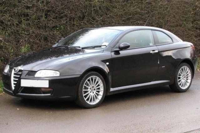 Begagnad Alfa Romeo GT 2007 Sportkupé