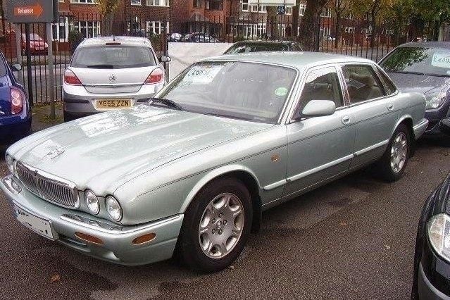 Used Jaguar XJ 290 HP (213 kW) 2000 Sedan
