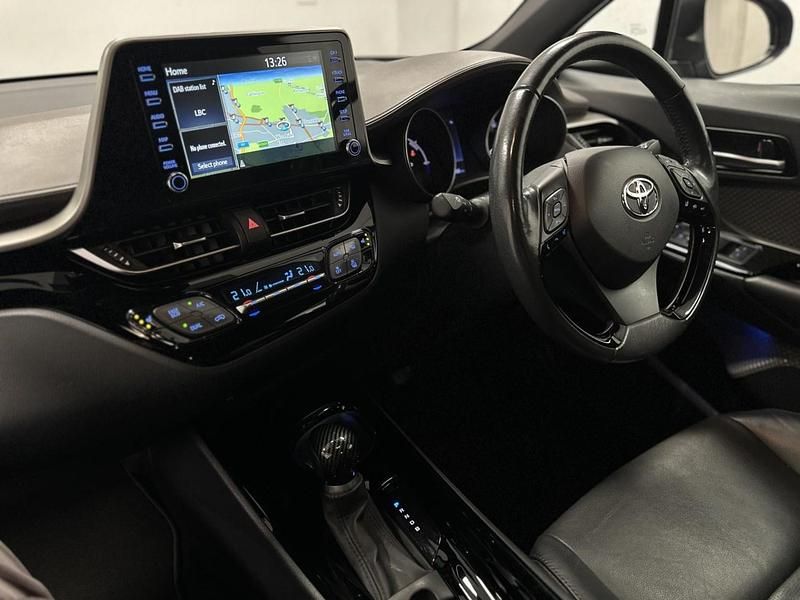 Used Toyota C-HR 122 HP (89 kW) 2020 Grey SUV