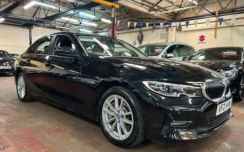 Used BMW 330e Comfort Edition 292 HP (214 kW) 2021 Sedan