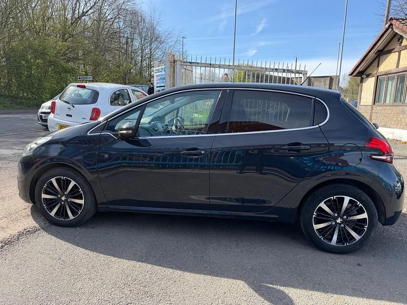 Second-hand Peugeot 208 2019 Gri Hatchback