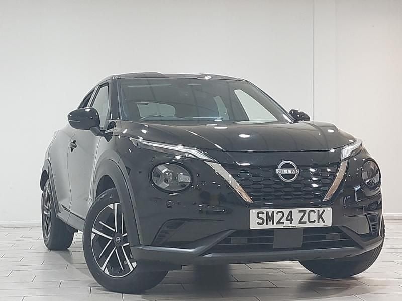 Black Used 2024 Nissan Juke N-Connecta SUV | £19,998 (Fair price) - Image 1/4