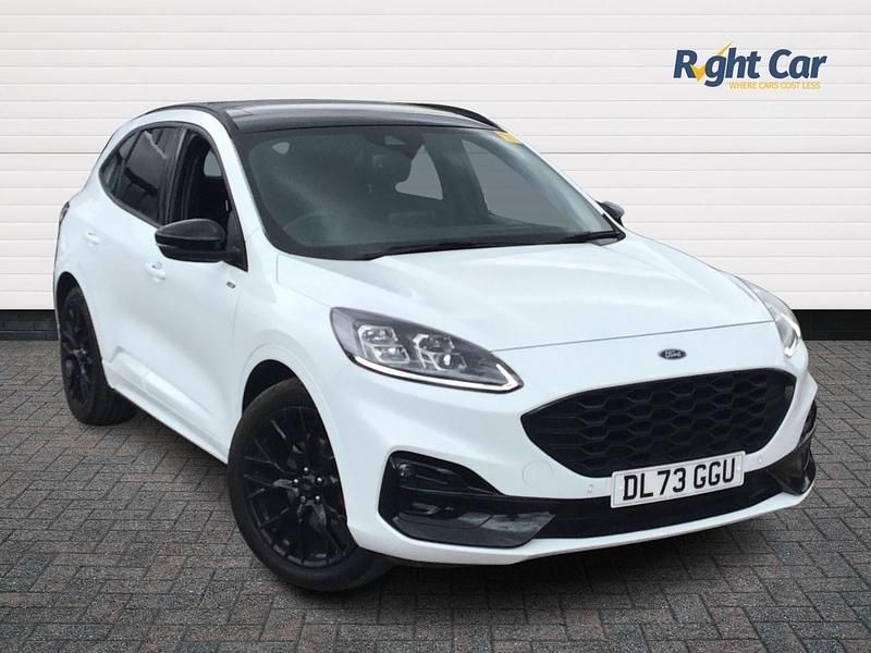 Frozen white Used 2023 Ford Kuga SUV | £22,999 (Expensive) - Image 1/4