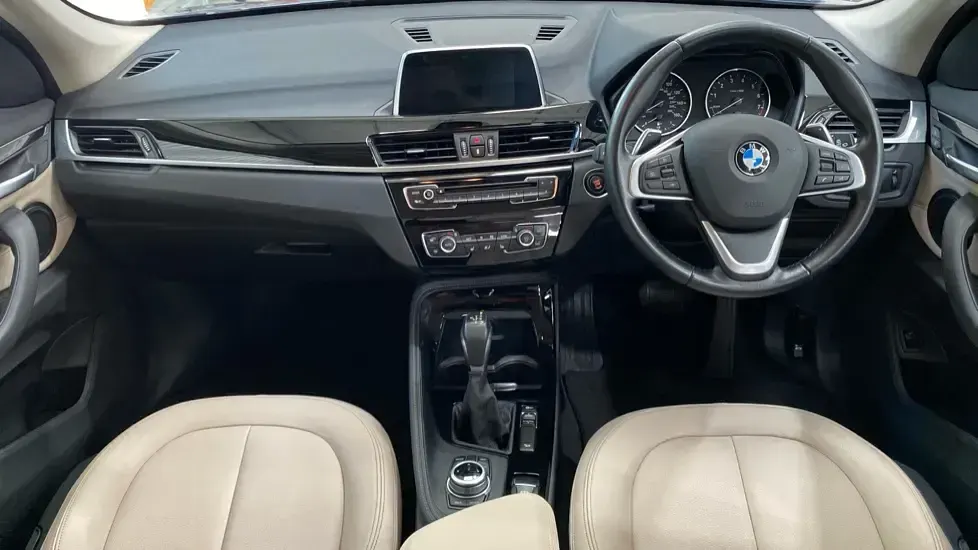 Used BMW X1 xLine 189 HP (139 kW) 2017 Blue SUV