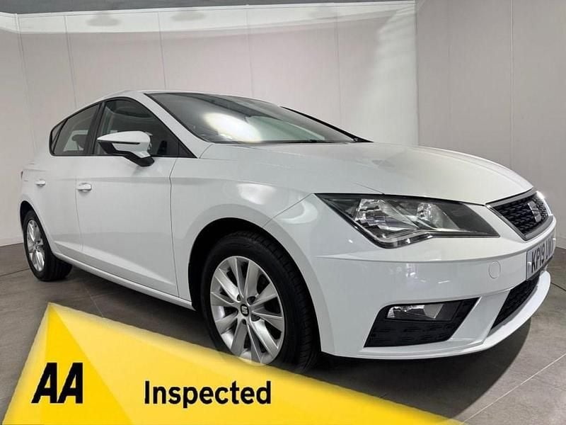 White Used 2019 Seat Leon SE Hatchback | £9,680 (Good price) - Image 1/3