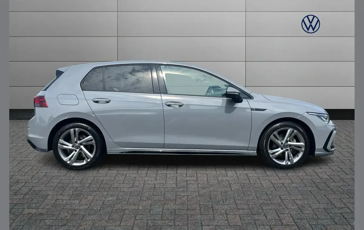 Used VW Golf VIII R-line 130 HP (95 kW) 2023 Grey Hatchback