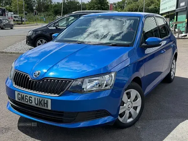 Used Skoda Fabia 60 HP (44 kW) 2017 Blue Hatchback