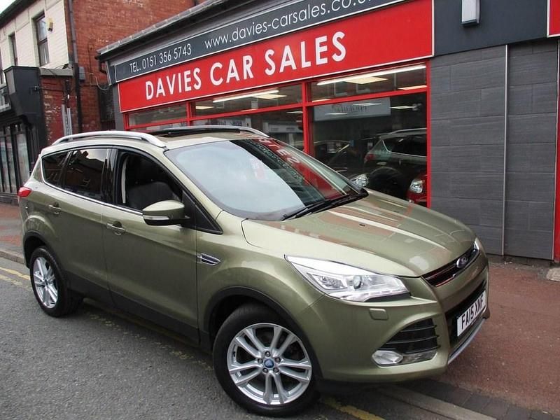 Green Used 2015 Ford Kuga Titanium X SUV | £7,990 (Fair price) - Image 1/4