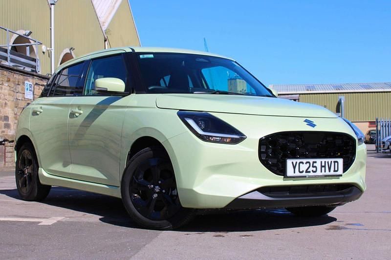Used Suzuki Swift 82 HP (60 kW) 2025 Yellow Hatchback
