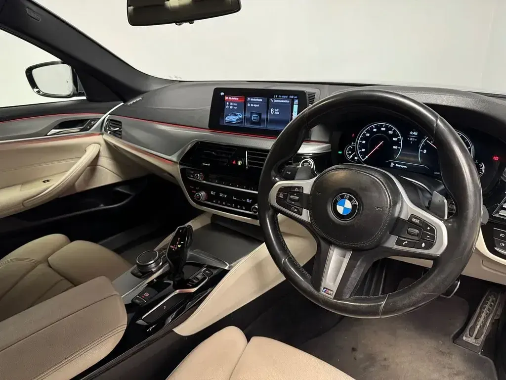 Used BMW 520 M Sport 190 HP (139 kW) 2017 Blue Sedan