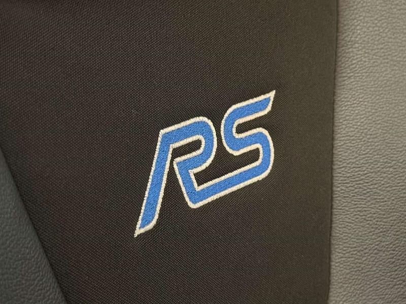 Usado Ford Focus RS 350 HP (257 kW) 2017 Azul Citadino