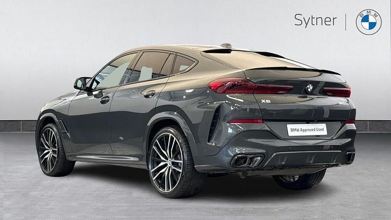 Usado BMW X6 M Sport 523 CV (384 kW) 2024 Gris SUV