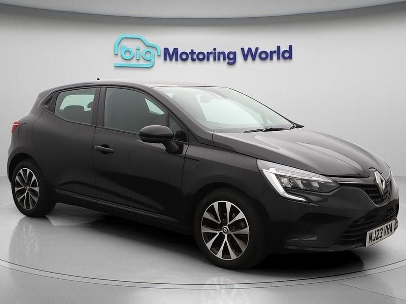 Black Used 2023 Renault Clio V Evolution Hatchback | £12,900 (Super price) - Image 1/4