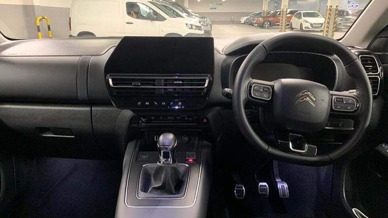 Used Citroën C5 Aircross PureTech 128 HP (94 kW) 2024 Red SUV