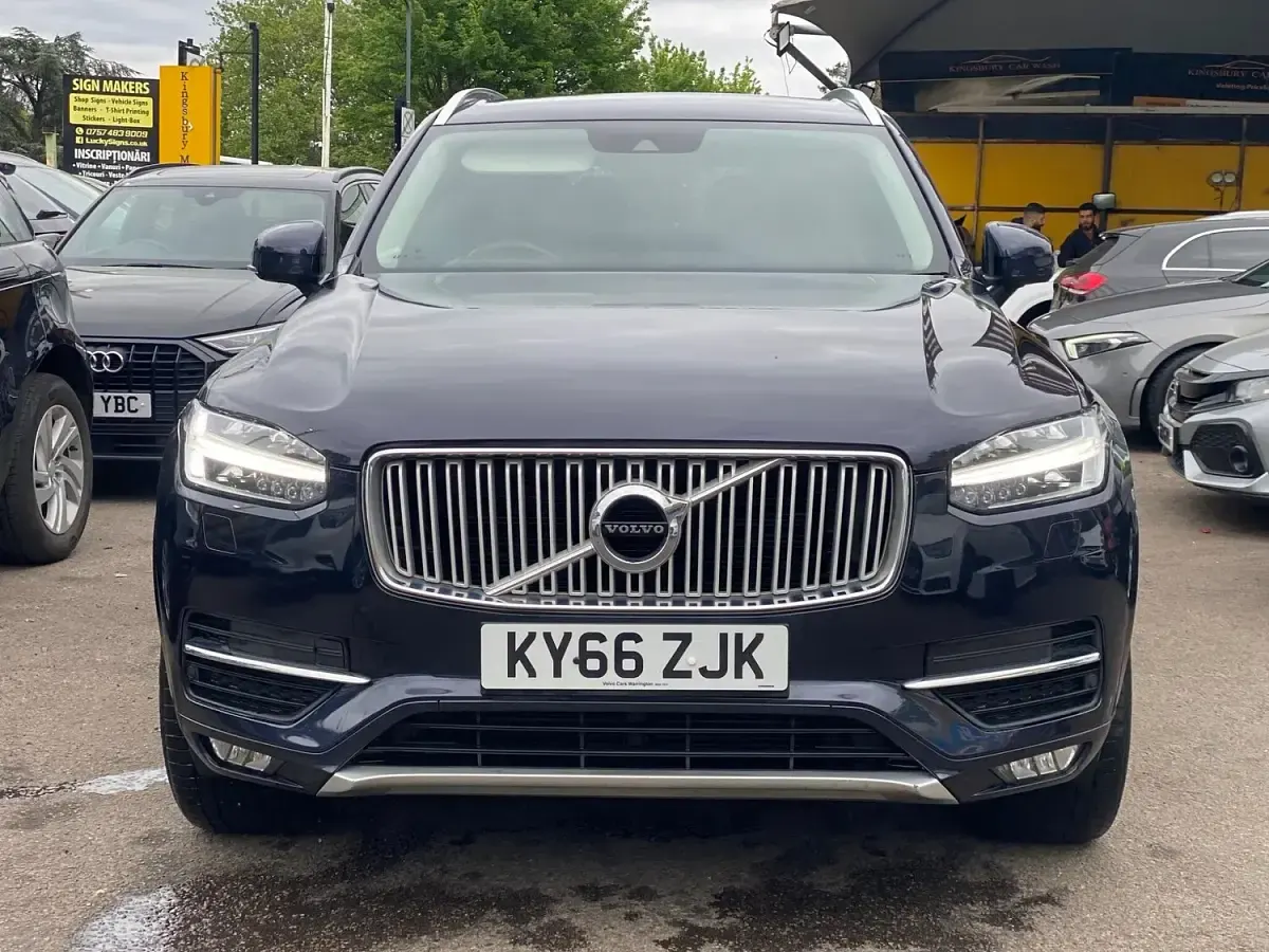 Used Volvo XC90 Inscription 2016 Blue SUV