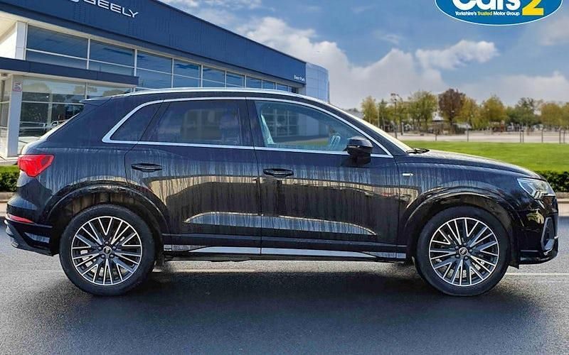 Used Audi Q3 S-Line 150 HP (110 kW) 2023 Black SUV