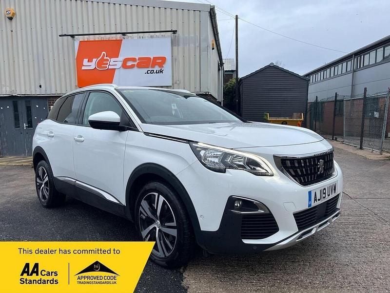 White Used 2019 Peugeot 3008 Allure Hatchback | £8,975 (Fair price) - Image 1/4