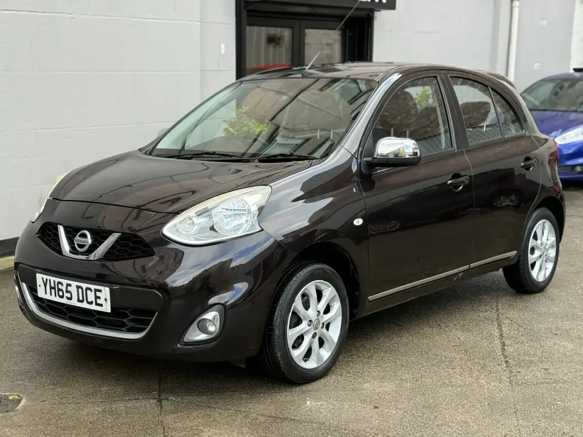 Begagnad Nissan Micra Acenta 2015 Svart Halvkombi