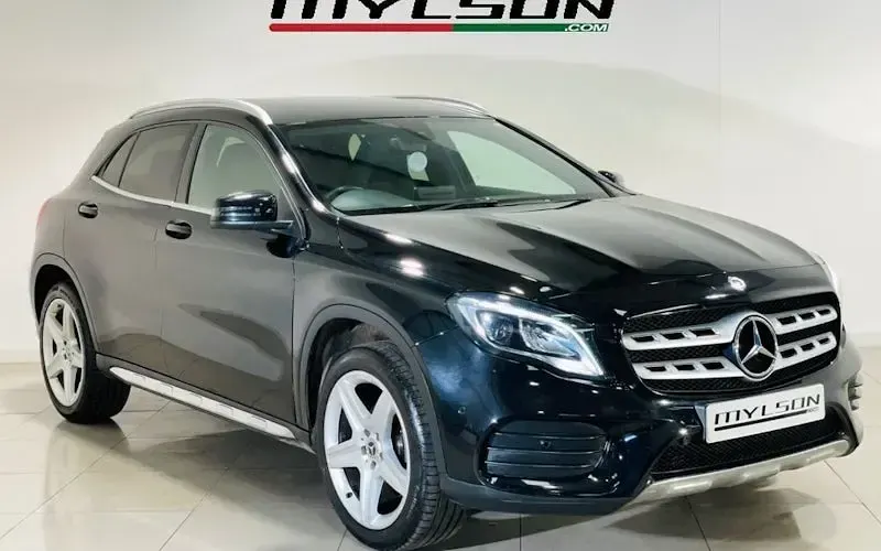 Used Mercedes GLA180 AMG line 122 HP (89 kW) 2020 SUV