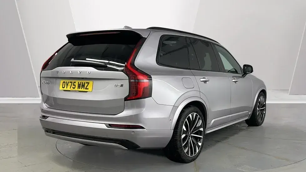 Used Volvo XC90 Plus 455 HP (334 kW) 2025 Silver SUV