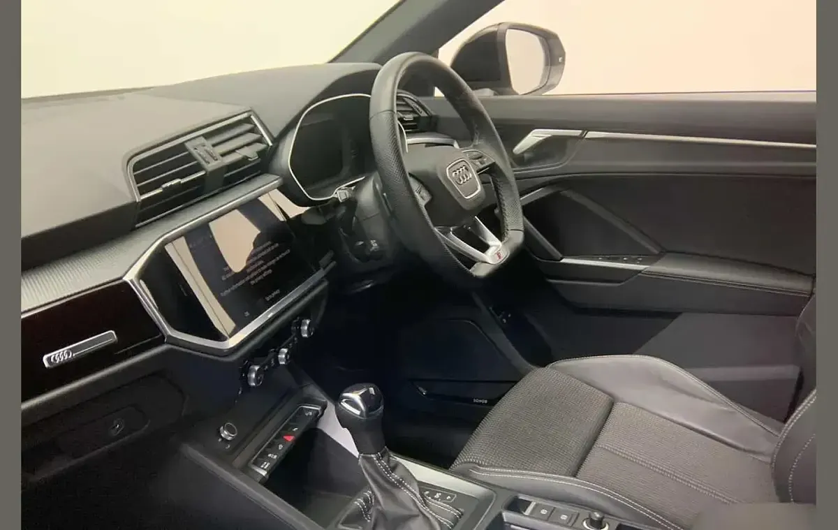 Used Audi Q3 Black Edition 245 HP (180 kW) 2023 White SUV