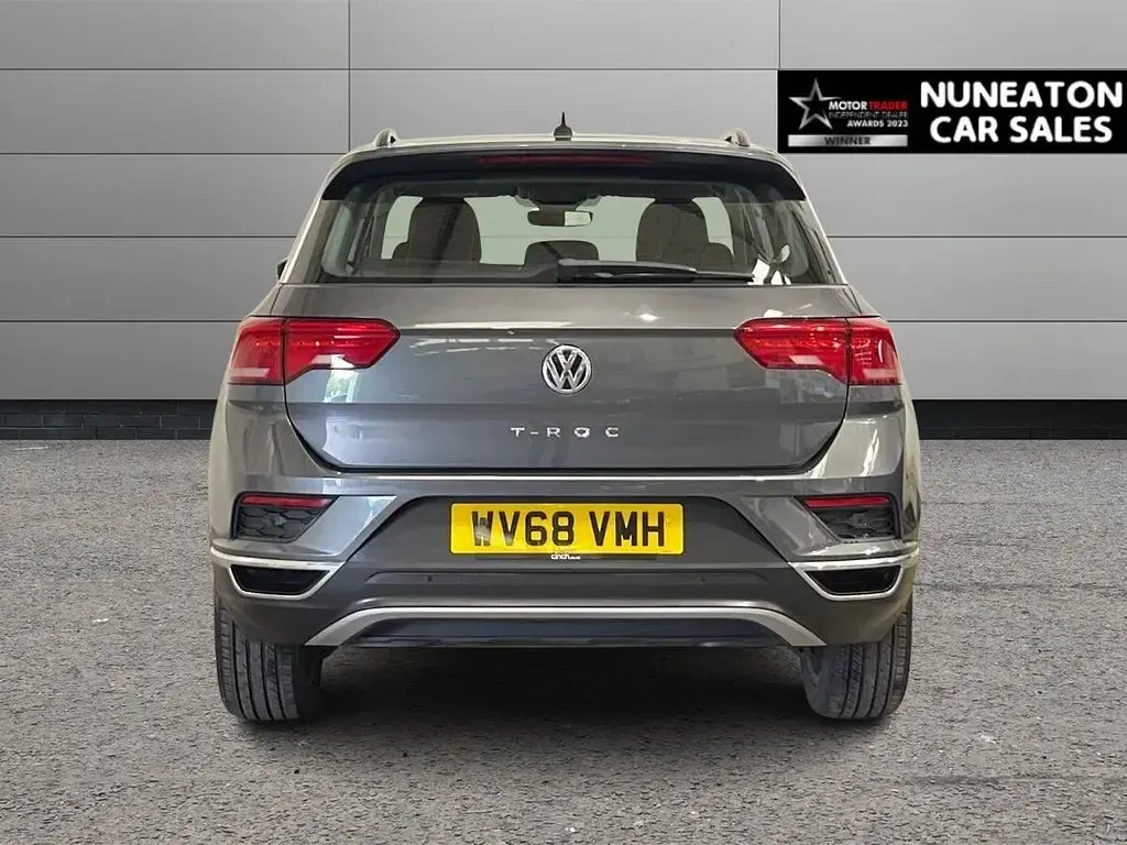 Used VW T-Roc SE 115 HP (84 kW) 2018 Grey SUV