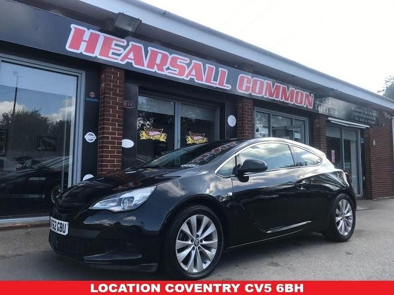 Black Used 2012 Vauxhall Astra GTC SRi Hatchback | £2,500 (Super price) - Image 1/4