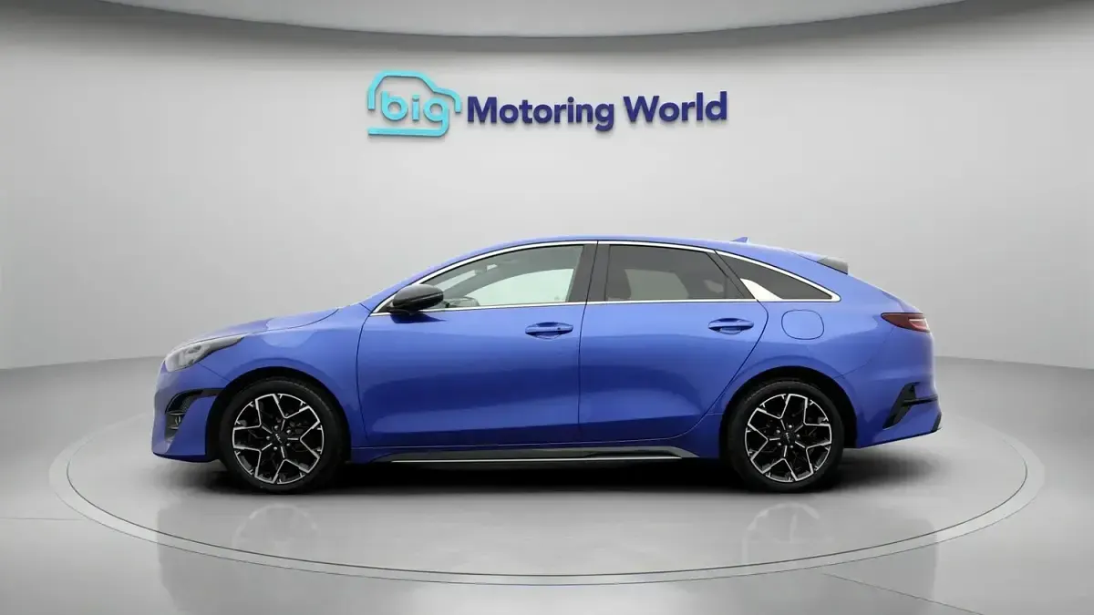 Used Kia ProCeed GT-Line 158 HP (116 kW) 2022 Blue Estate